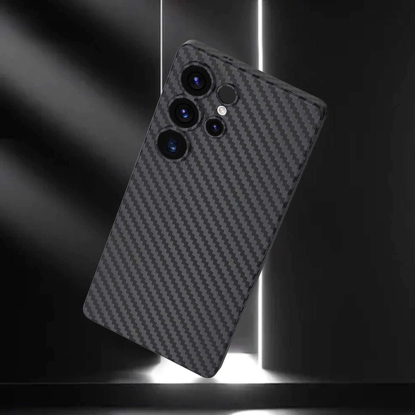 Stylish black case for Samsung Galaxy with durable carbon-textured back