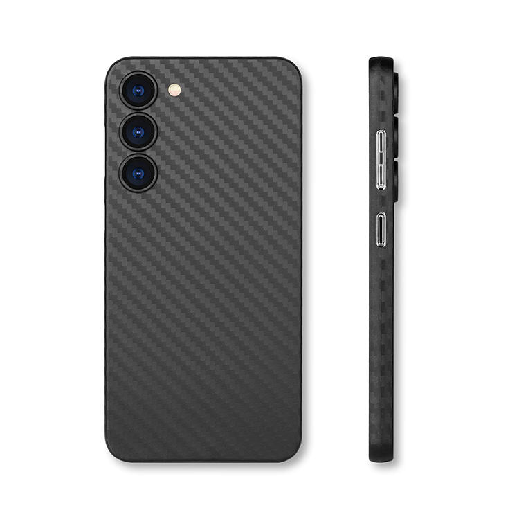 BlackCarbon Ultra case on Samsung S25 Ultra – slim front design