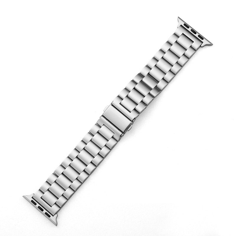 Close-up of chain-link design on ChainLit Belt – polished finish