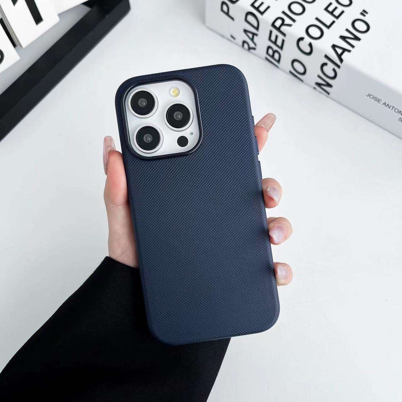 RubberHide Case