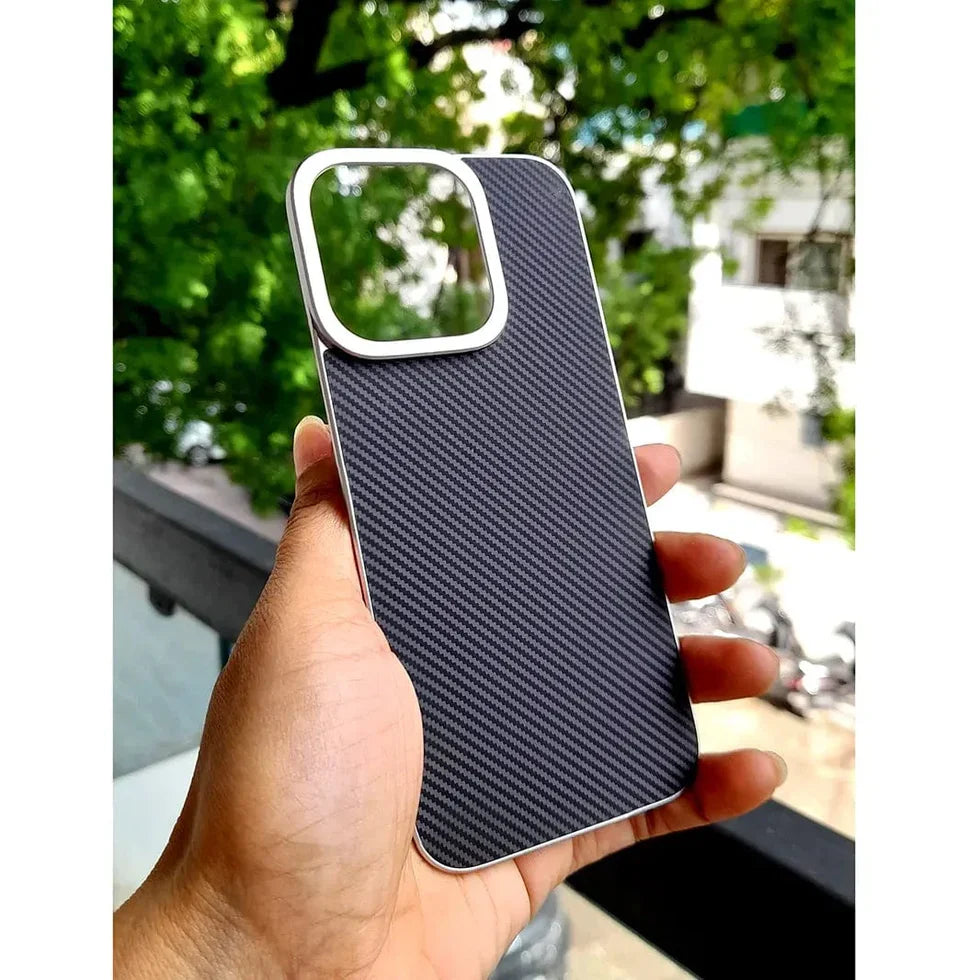 Slim magnetic back cover with raised camera ring and seamless snap fit