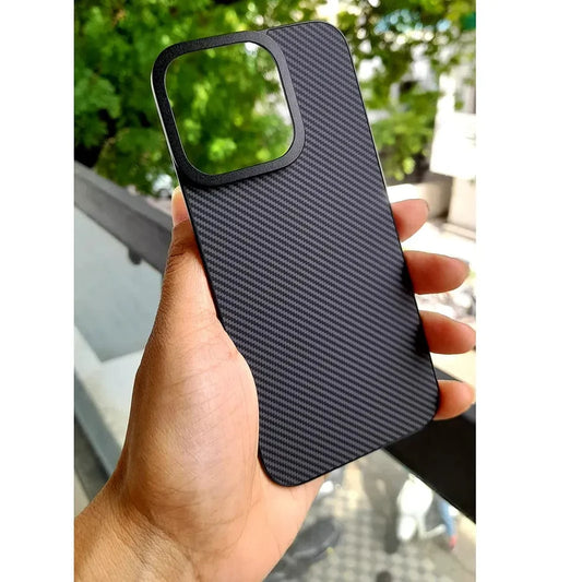Frameless carbon-textured back cover offering ultra-light phone protection