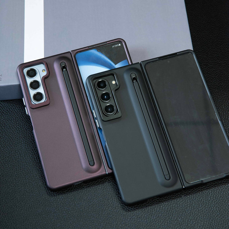 Galaxy Z Fold 7 case featuring built-in S Pen holder and hinge protection