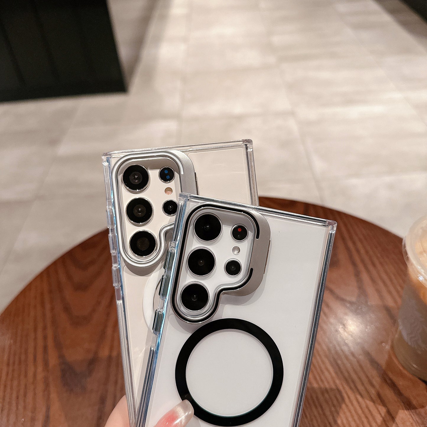 Side profile of anti-slip transparent MagSafe case for Galaxy Ultra