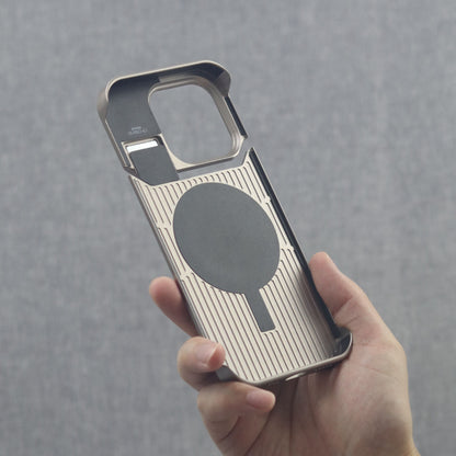 Arometal Case – MagSafe Leather-Metal iPhone Case with Scent Diffuser