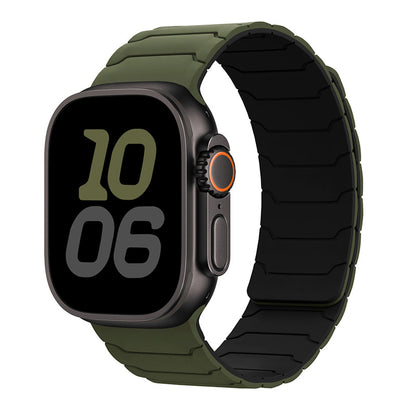 Fashion-forward magnetic Apple Watch band in modern finish

