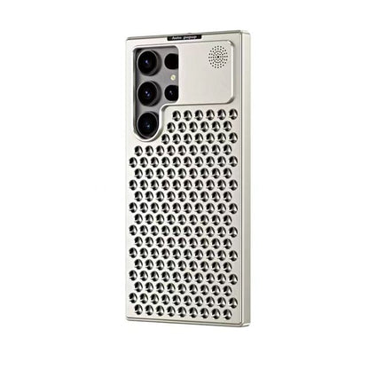 Samsung Galaxy S24 Ultra case with heat dissipation vents

