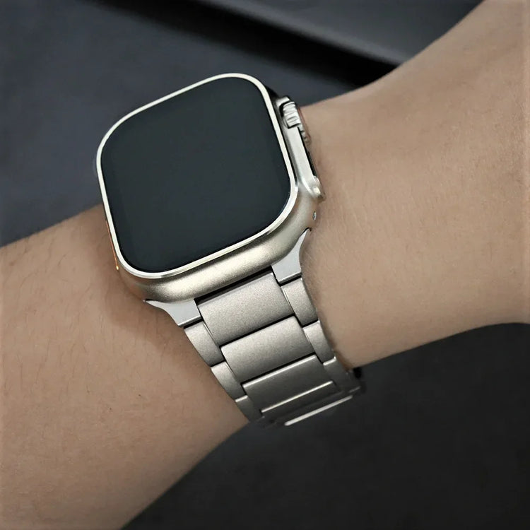 ChronoEdge Band