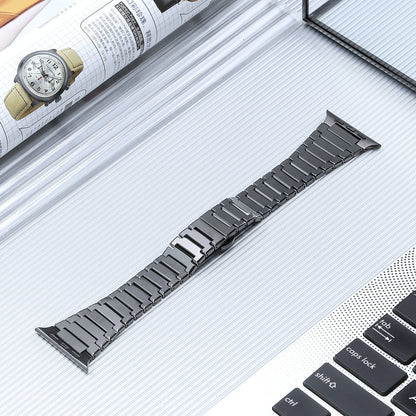 Lightweight stainless steel bracelet for Apple Watch Series 9 and 10

