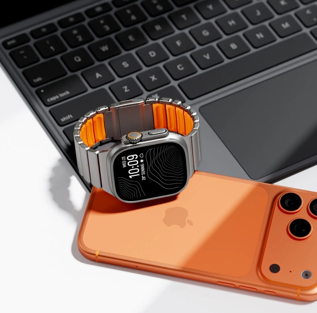 Premium Apple Watch strap stainless steel VoltSteel Link Band close-up